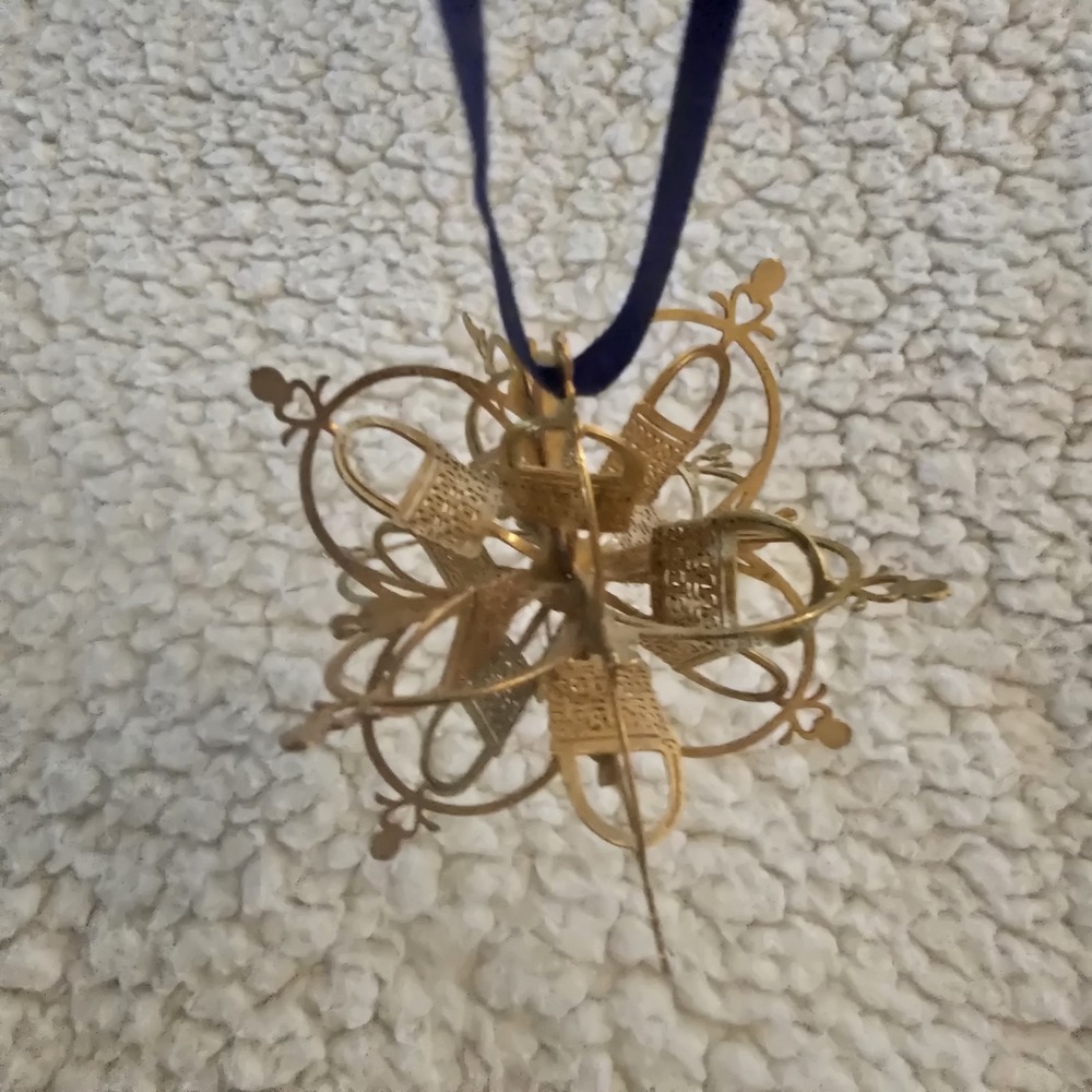 Longaberger Ornament Snowflake Basket 24kt Gold Finish‎ Holiday Christmas - Picture 5 of 9